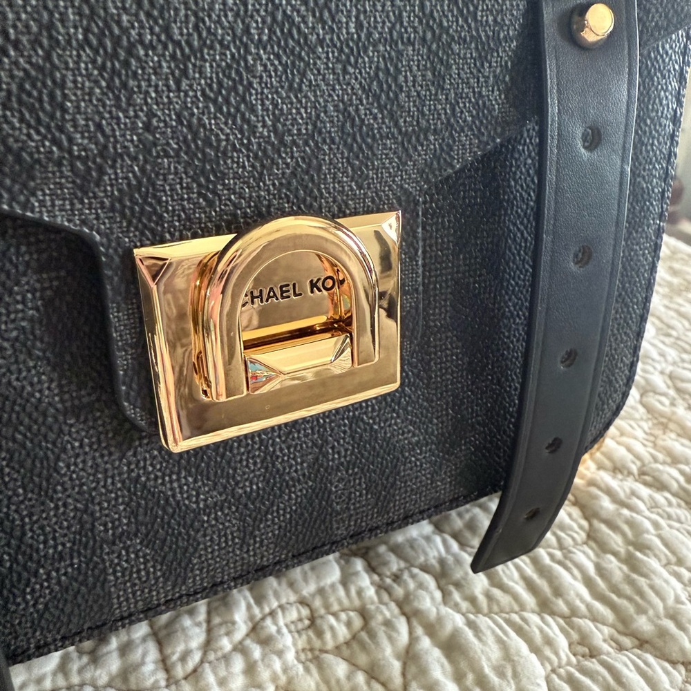 🌟NWT🌟 Michael Kors Manhattan Black & Grey Satchel w/ Gold Accents - Picture 4 of 15